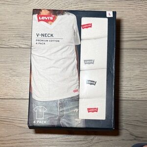 NEW! Levi's Premium Cotton V-Neck T-Shirts 4 Pack Men's Large